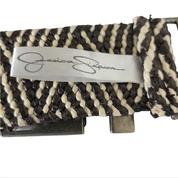 JESSICA Simpson Black & White Coated Straw Silver Buckle Stretch Belt Size 6 - Picture 5 of 8